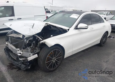 2019 Mercedes-Benz C 300 from USA, damaged, VIN 55SWF8DB0KU298118